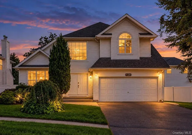Single family home for sale at 136 Cranberry Ct, Huntington, NY 11747 | MLS# 1048056