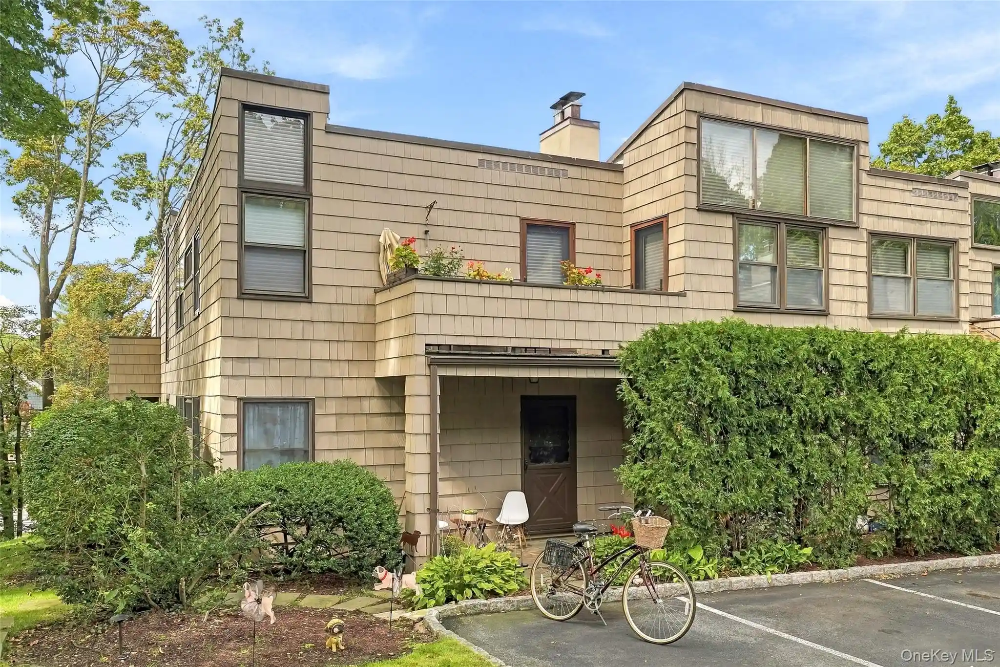 Listing Photo 2 - Condo for sale in 216 Purchase St located at 216 Purchase St, Rye, NY 10580 - Unit 216 Purchase St