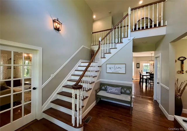 Photo 3 of Single family home for sale at 101 Beverly Rd, Chester Town, NY 10918 | MLS# 1048079 | Listing updated on 2026-09-09