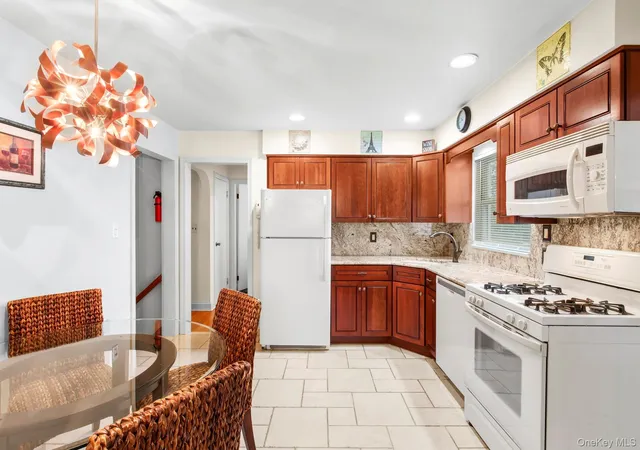 Photo 2 of Sale Pending at 85 Woodlawn Ave, Hempstead, NY 11581 | MLS# 1048089 | Listing updated on 2026-10-02