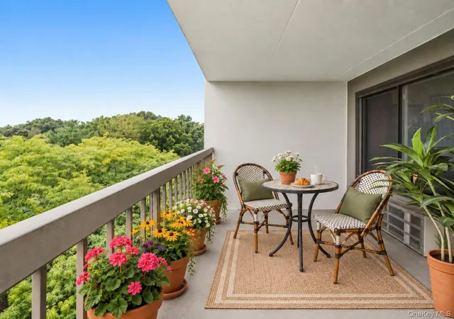Photo 1 of Condo for sale at 100 High Point Dr #710, Greenburgh, NY 10530 | MLS# 1048101 | Listing updated on 2026-09-12