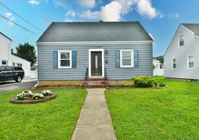 Photo 1 of Single family home for sale at 235 Madison Ave, Hempstead, NY 11572 | MLS# 1048104 | Listing updated on 2026-09-19