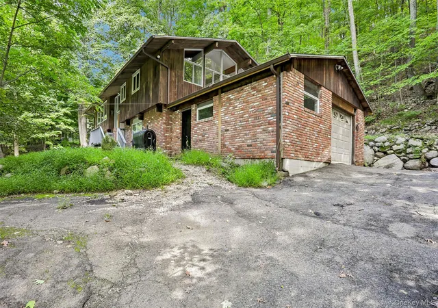 Photo 1 of Single family home for sale at 951 Haverstraw Rd, Ramapo, NY 10901 | MLS# 1048122 | Listing updated on 2026-09-24