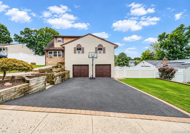 Photo 1 of Single family home for sale at 12 Carston St, Brookhaven, NY 11784 | MLS# 1048125 | Listing updated on 2026-09-26