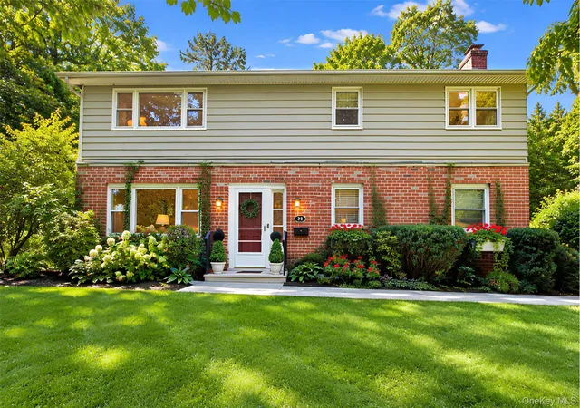 Photo 1 of Single family home for sale at 630 Ashford Ave, Greenburgh, NY 10502 | MLS# 1048194 | Listing updated on 2026-09-25