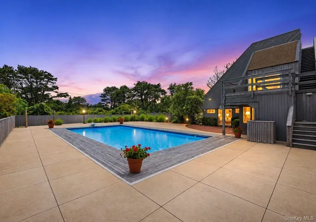 Photo 2 of Single family home for sale at 49 Gilberts Path, East Hampton, NY 11930 | MLS# 1048207 | Listing updated on 2026-09-29