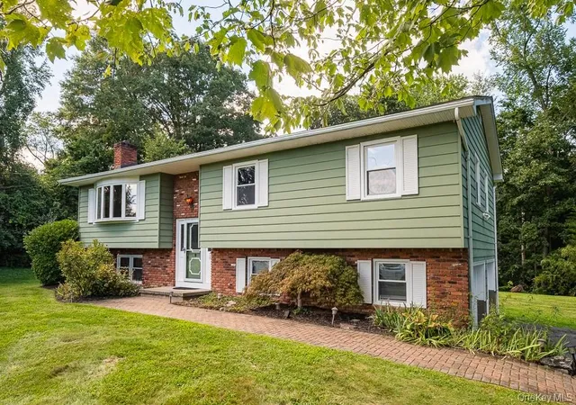 Photo 2 of Single family home for sale at 8 W Caroline Dr, Wappinger, NY 12590 | MLS# 1048227 | Listing updated on 2026-10-04