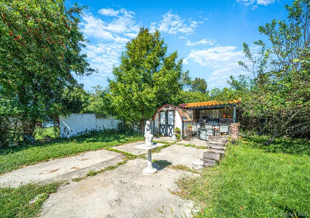 Photo 41 of Single family home for sale at 436 Bay Ave, Brookhaven, NY 11772 | MLS# 1048236 | Listing updated on 2026-10-04