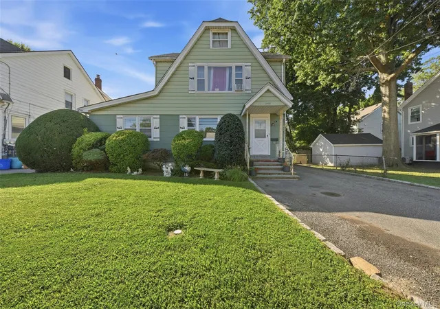 Photo 1 of Multi family home for sale at 506 Whittier St, North Hempstead, NY 11590 | MLS# 1048244 | Listing updated on 2026-09-13