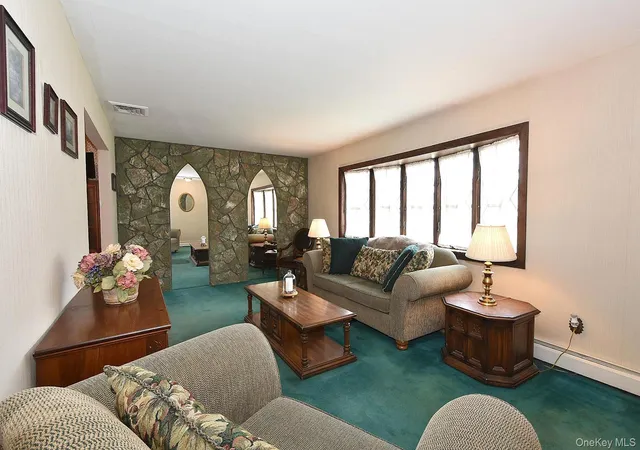 Photo 3 of Single family home for sale at 11 Whig Ct, Islip, NY 11741 | MLS# 1048248 | Listing updated on 2026-09-27