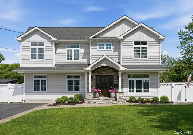 Photo 1 of Sale Pending at 703 Peter Paul Dr, Islip, NY 11795 | MLS# 1048270 | Listing updated on 2026-09-19