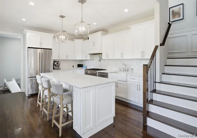 Photo 3 of Sale Pending at 703 Peter Paul Dr, Islip, NY 11795 | MLS# 1048270 | Listing updated on 2026-09-19