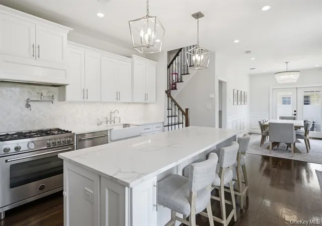 Photo 4 of Sale Pending at 703 Peter Paul Dr, Islip, NY 11795 | MLS# 1048270 | Listing updated on 2026-09-19