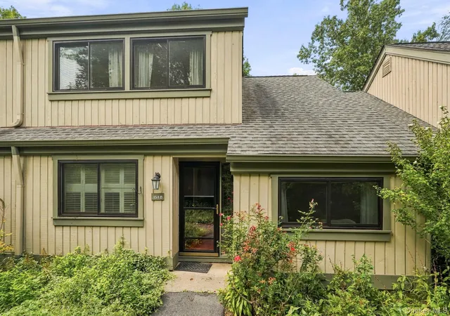 Photo 1 of Condo for sale at 154 Heritage Hills #B, Somers, NY 10589 | MLS# 1048278 | Listing updated on 2026-09-26