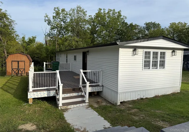 Photo 1 of Manufactured home for sale at 2 Walnut Park Lot 1 Ln, Marlboro, NY 12547 | MLS# 1048324 | Listing updated on 2026-09-30