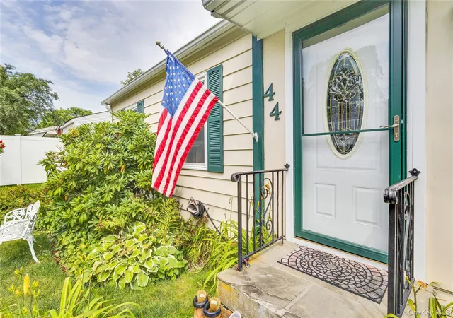 Photo 3 of Single family home for sale at 44 Fairfax Rd, Fishkill, NY 12524 | MLS# 1048394 | Listing updated on 2026-09-13