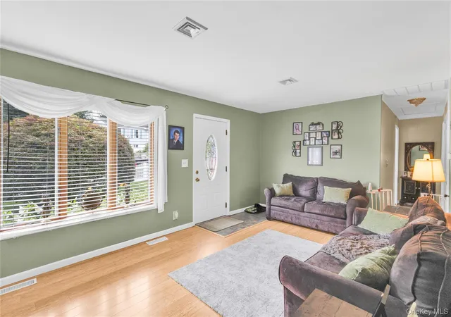 Photo 4 of Single family home for sale at 44 Fairfax Rd, Fishkill, NY 12524 | MLS# 1048394 | Listing updated on 2026-09-13