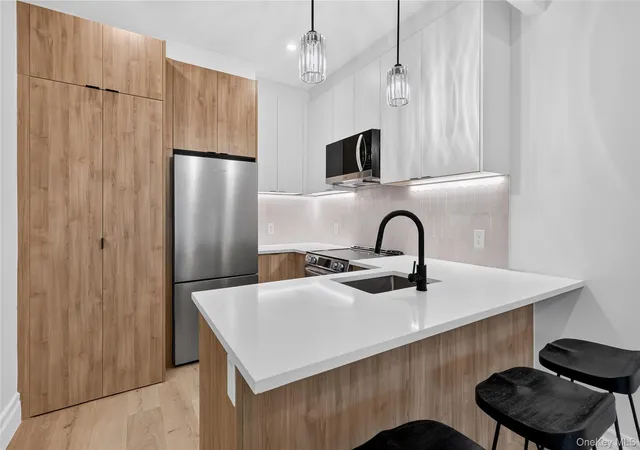 Photo 2 of Condo for sale at 427 E 140 Street #6, New York, NY 10451 | MLS# 1048428 | Listing updated on 2026-09-16