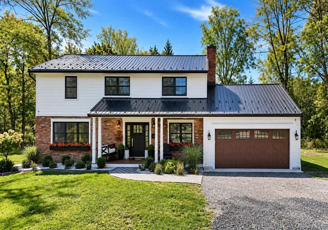 Single family home for sale at 28 Galloway Rd, Warwick (Town), NY 10990 | MLS# 1048435