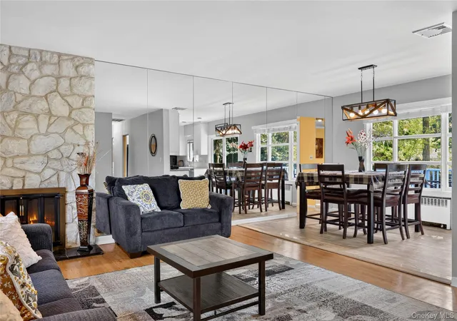 Photo 3 of Single family home for sale at 35 Diane Dr, Clarkstown, NY 10956 | MLS# 1048446 | Listing updated on 2026-10-20
