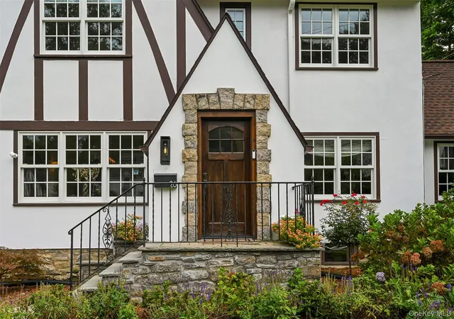 Photo 3 of Sale Pending at 26 Dusenberry Rd, Eastchester, NY 10708 | MLS# 1048447 | Listing updated on 2026-09-24
