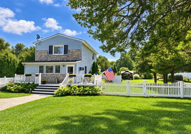 Single family home for sale at 32 Pine St, Brookhaven, NY 11784 | MLS# 1048449