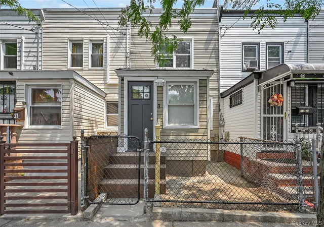 Single family home for sale at 118-33 152nd Street, New York, NY 11434 | MLS# 1048463