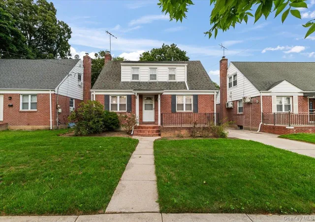 Single family home for sale at 7607 Hewlett St, New York, NY 11040 | MLS# 1048498