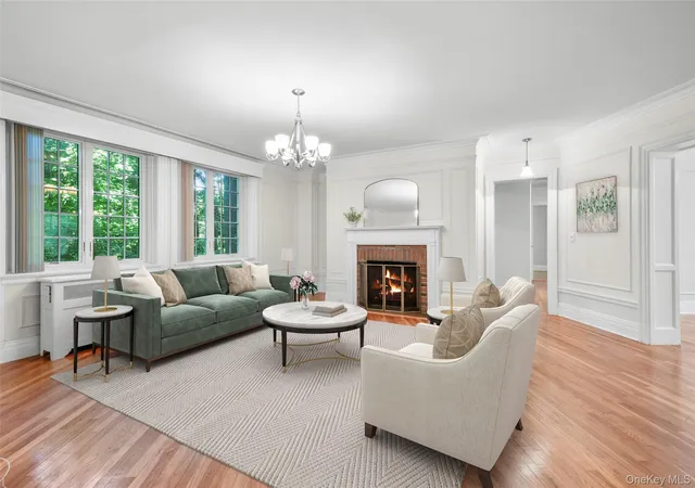 Photo 2 of House for sale at 1 Rivermere #1G, Eastchester, NY 10708 | MLS# 1048572 | Listing updated on 2026-10-10