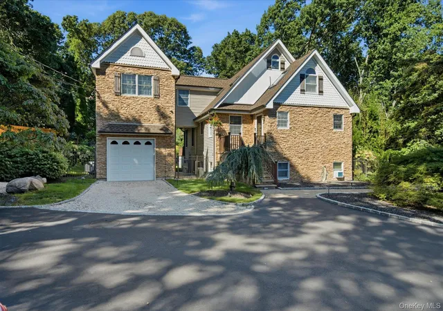 Photo 2 of Single family home for sale at 24 Sylvan Ln, Brookhaven, NY 11764 | MLS# 1048589 | Listing updated on 2026-10-07