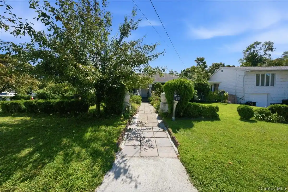 Listing Photo 38 - Condo for sale in 18 E 25th St located at 18 E 25th St, Huntington, NY 11746 - Unit 18 E 25th Street