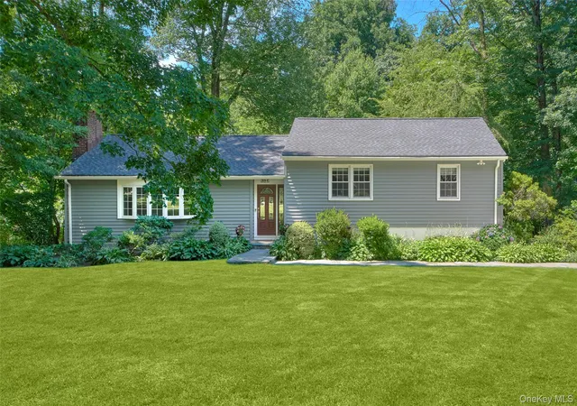 Photo 1 of Single family home for sale at 88 Brevoort Rd, New Castle, NY 10514 | MLS# 1048628 | Listing updated on 2026-09-24