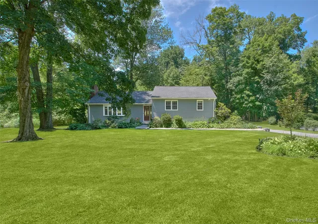 Photo 2 of Single family home for sale at 88 Brevoort Rd, New Castle, NY 10514 | MLS# 1048628 | Listing updated on 2026-09-24