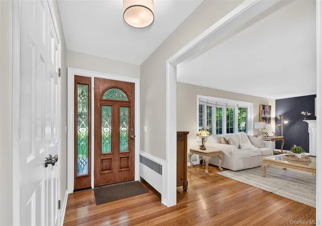 Photo 3 of Single family home for sale at 88 Brevoort Rd, New Castle, NY 10514 | MLS# 1048628 | Listing updated on 2026-09-24