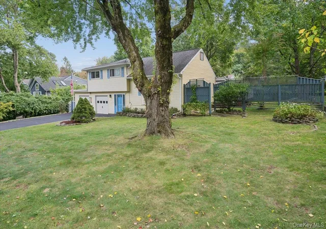Photo 2 of Single family home for sale at 10 Crossbar Rd, Greenburgh, NY 10706 | MLS# 1048634 | Listing updated on 2026-10-07