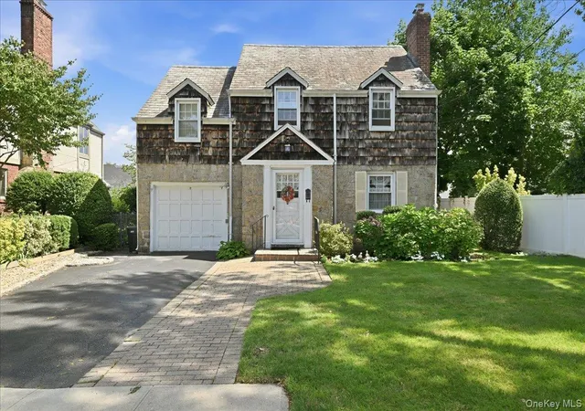 Single family home for sale at 15 May Ct, Hempstead, NY 11570 | MLS# 1048654