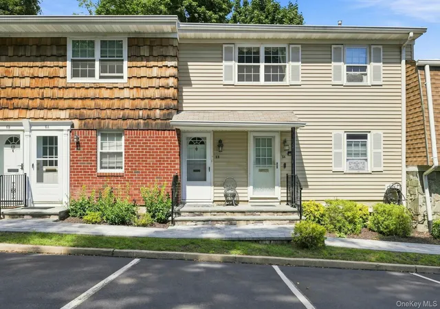 House for sale at 4 Anchorage Ln #5B, Oyster Bay, NY 11771 | MLS# 1048718 | Listing updated on 2026-09-19