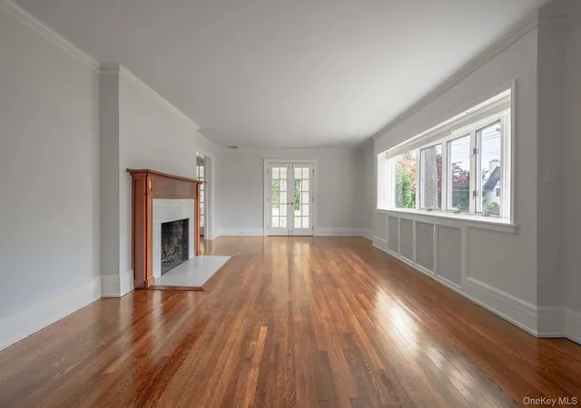 Photo 3 of Single family home for sale at 62 Summit Ave, Eastchester, NY 10708 | MLS# 1048742 | Listing updated on 2026-09-14