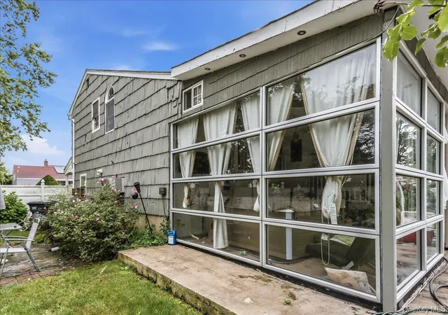 Photo 28 of Single family home for sale at 1 Greentree Cir, North Hempstead, NY 11590 | MLS# 1048748 | Listing updated on 2026-09-21
