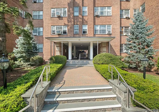 Condo for sale at 235 Garth Rd #C4E, Eastchester, NY 10583 | MLS# 1048752