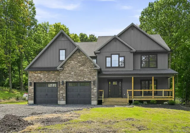 Photo 3 of Single family home for sale at 4 Cherry Hl Rd, Cornwall, NY 12518 | MLS# 1048771 | Listing updated on 2026-10-07