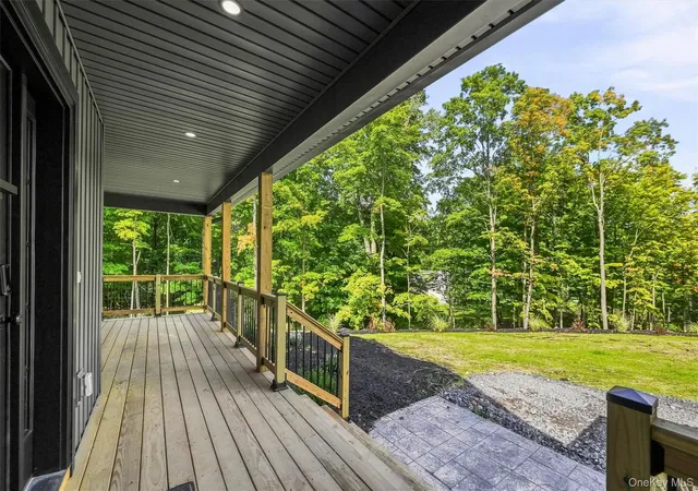 Photo 3 of Single family home for sale at 4 Cherry Hl Rd, Cornwall, NY 12518 | MLS# 1048771 | Listing updated on 2026-10-08
