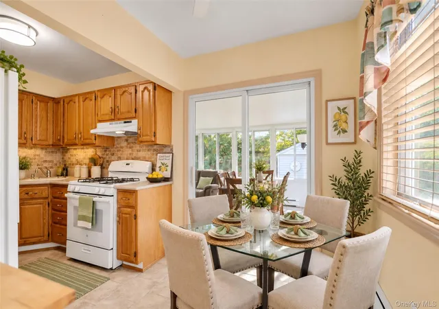 Photo 4 of Single family home for sale at 54 Sullivan Rd, Oyster Bay, NY 11735 | MLS# 1048788 | Listing updated on 2026-09-13