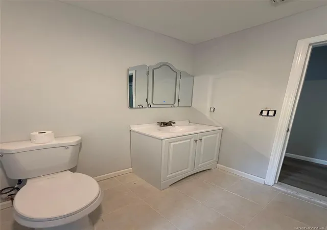 Photo 3 of Single family home for sale at 21 Astoria Rd, Brookhaven, NY 11951 | MLS# 1048803 | Listing updated on 2026-09-24