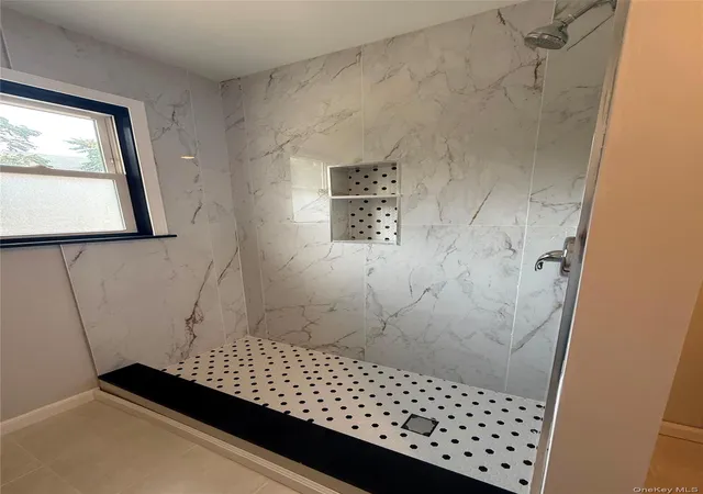 Photo 4 of Single family home for sale at 21 Astoria Rd, Brookhaven, NY 11951 | MLS# 1048803 | Listing updated on 2026-09-24