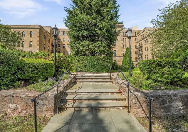 Photo 1 of House for sale at 43 Calton Rd #3D, New Rochelle, NY 10804 | MLS# 1048818 | Listing updated on 2026-10-09