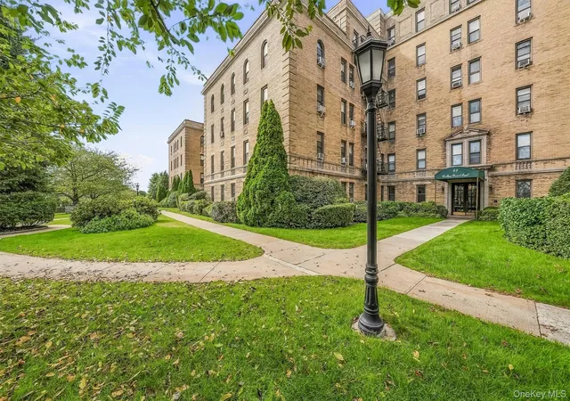 Photo 2 of House for sale at 43 Calton Rd #3D, New Rochelle, NY 10804 | MLS# 1048818 | Listing updated on 2026-10-09