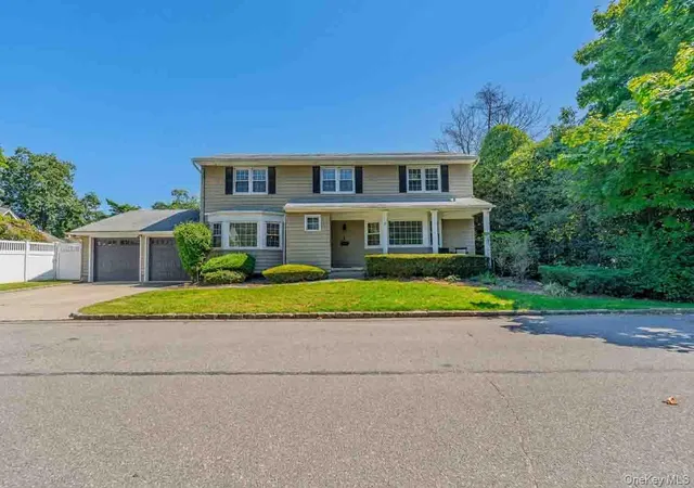 Single family home for sale at 2 Ike Pl, Hempstead, NY 11598 | MLS# 1048827