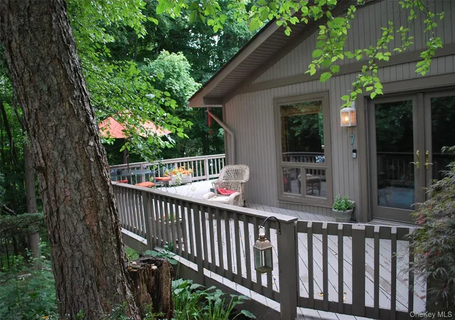 Photo 1 of Single family home for sale at 7 Abbey Rd, Warwick (town), NY 10990 | MLS# 1048848 | Listing updated on 2026-10-07