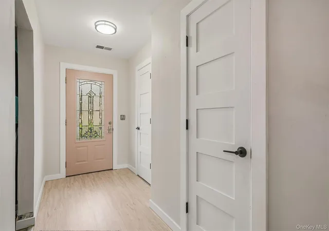 Photo 3 of Single family home for sale at 13 Old Anvil Ln, Middletown, NY 10940 | MLS# 1048889 | Listing updated on 2026-09-15